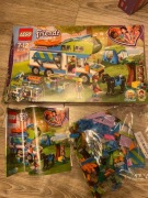 LEGO Friends 41339 Samochód Kempingowy Mii
