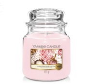 Średnia świeca Christmas Eve Cocoa Yankee Candle