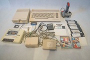 Commodore 64 C64, Stacja 1541, magnetofon, Joystick, dyskieteki, kasety itd