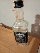 Mała pusta butelka po Jack Daniels 50ml (86)