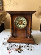 Zegar HAU HAC model 3077 ok. 1890 -1895 eklektyczny dekor orzech loft