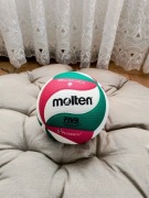 Nowa, nigdy nieużywana piłka do siatkówki halowej Molten V5M5000 + pompka 