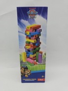 Klocki drewniane Kolorowa wieża Psi Patrol Trefl gra zręcznościowa 3+