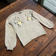 Ciepły sweter damski szary haft bufki S/M wełna merino kaszmir melanż 