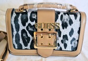 Guess skórzana torebka z motywem zwierzęcym od G&T