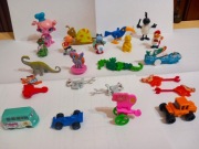Figurki Kinder Niespodzianka i inne -22 sztuki / lata 90-te