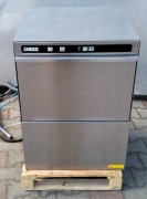 Zmywarka gastronomiczna do szkła i talerzy Zanussi