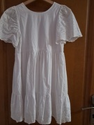 Biała sukienka rozmiar 146