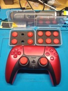 Dualsense wulkaniczna czerwień analogi TMR 