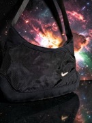 Oryginalna torebka Nike, bagietka, na ramię, czarna