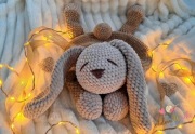 Maskotka ręcznie robiona – króliczek amigurumi