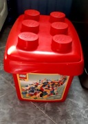 duży pojemnik po klockach LEGO