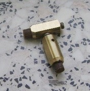 Młotki gongu do stojącego:mechanizm,tarcza,wahadło,wagi,klucz,skrzynia,gong