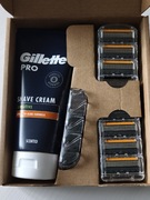 Zestaw wkłady Gillette Proglide plus krem do golenia.