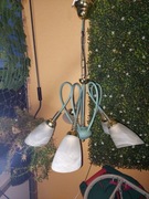 Ładny w idealnym stanie żyrandol z pięcioma punktami światła