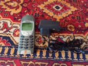 Nokia 6210 + ładowarka bardzo ładna!