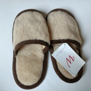 Laczki wełniane ciepłe pantofle  24-25 rozm. 37-38