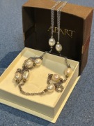 APART NASZYJNIK SREBRNY Z PERŁAMI NATURALNYMI