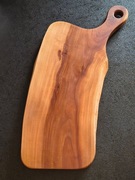 Mała deska z drewna jabłoni z uchwytem 40x20 cm Do krojenia do serwowania