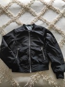 Bomberjacka rozmiar 140 jak nowa