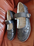 Buty dziewczęce wizytowe rozm 37 czarna skóra