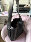 ARKET Tote Bag czarna skóra naturalna 