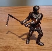 Schleich rycerz herbu Lilia piechur z cepem figurka model wycofany z 2003