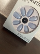 Sztuczne paznokcie tipsy