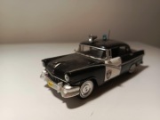 Ford Fairlane 1:43