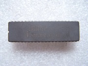 Bardzo stary procesor porcelanowy Intel model D80287-10  z 1980 roku