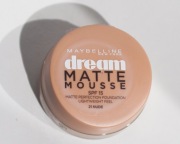 Maybelline Dream Matte Mousse 21 Nude