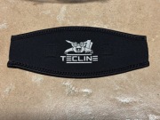 Neoprenowa nakładka Tecline na pasek do maski, czarna