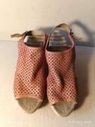 Sandały skórzane CARINII 