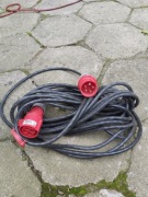 Kabel elektryczny silowy w kolorze czarnym