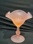 Piękna, rozalinowa cukiernica - pucharek Astrid. PRL