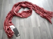 szal szalik cienki wiskoza z metką czerwony