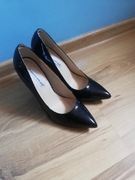 Czarne klasyczne szpilki