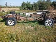 Rama z mostami Nissan Patrol Y61 Komplet 