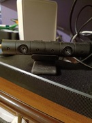 PS4 Slim 1 TB + 2 pady+ podstawka 