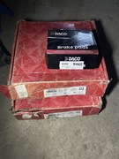 Komplet tarcze + klocki tył Mercedes