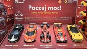 SHELL FERRARI dowolny z 5 modeli 2025 samochód zabawka bluetooth