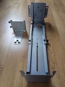 Uchwyt podwieszany na PC ścienny podblatowy Maclean Brackets srebrny