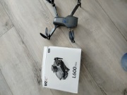 Nowoczesny dron z kamerą 