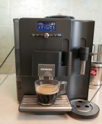 Automatyczny ekspres do kawy Siemens EQ.7 Plus aromaSense M-series
