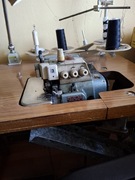 Sprzedam overlock Juki 