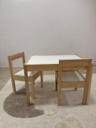 Stolik dziecięcy i 2 krzesełka Latt Ikea