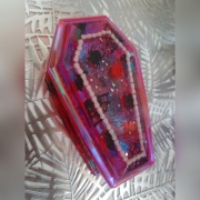 Szkatułka na biżuterię trumna 