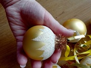 Bombki złote sznur zawieszka 