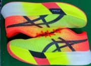 Buty do biegania Asics Metaspeed Sky Paris rozmiar 44.