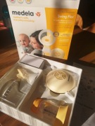 Laktator MEDELA swing flex+ gratis nakładki 
